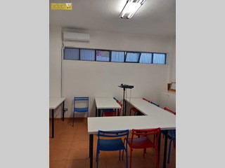 Ufficio in Affitto a Teramo, 350&euro;, 35 m²
