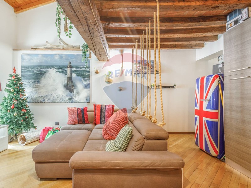 Villa in Vendita a Piacenza, 106'000€, 88 m²