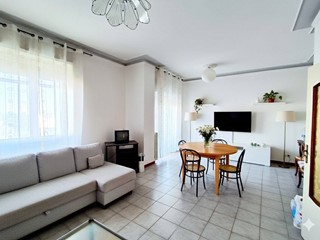 Appartamento in Vendita a Gallipoli, 125'000€, 140 m²