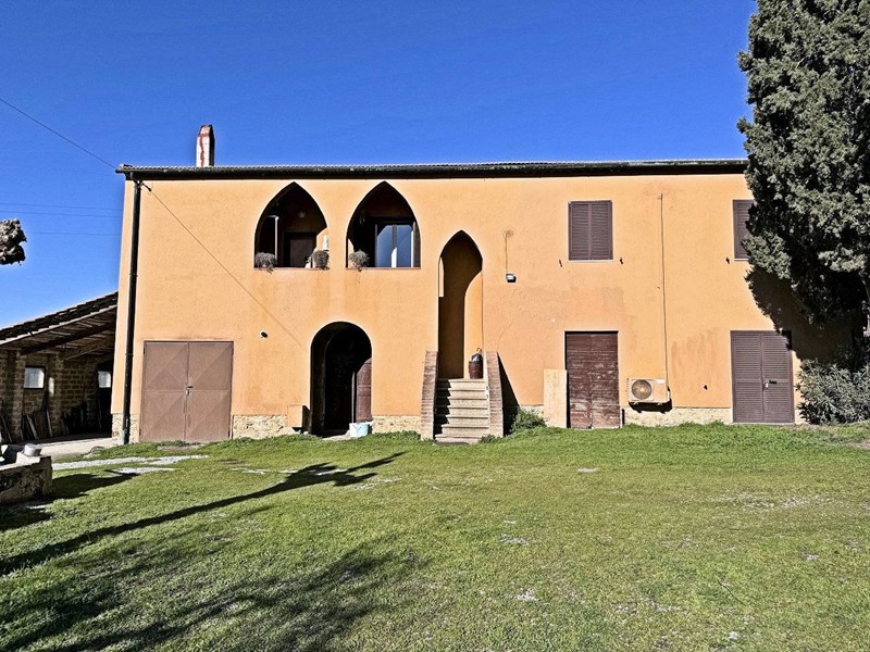 Rustico in Vendita a Suvereto, 390'000€, 320 m²