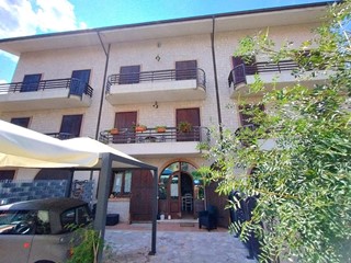 Villetta a schiera in Vendita a Campobasso, 269'000€, 213 m², arredato