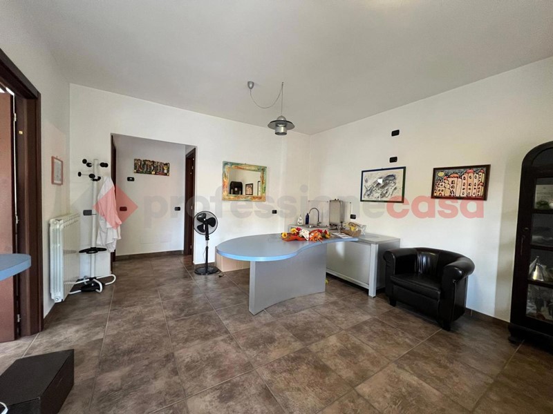 Trilocale in Vendita a Fiuggi, 140'000€, 80 m², arredato