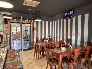 Attività commerciale in Vendita a Avezzano, 75'000€, 130 m²