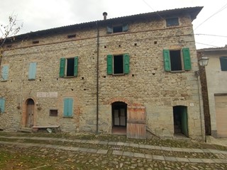 Casa Indipendente in Vendita a Zocca, zona Montecorone, 106'000€, 245 m², con Box