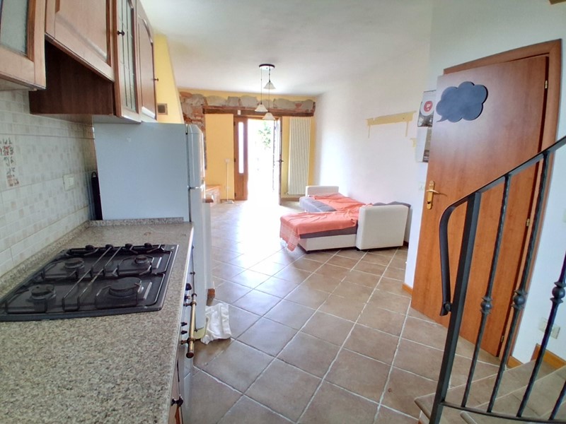 Casa Semi Indipendente in Vendita a Lucca, zona San Macario, 150'000&euro;, 60 m²