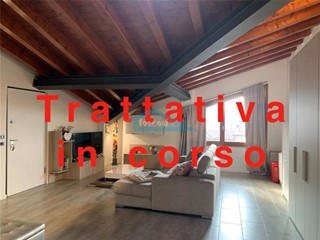 Trilocale in Vendita a Capriolo, 175'000&euro;, 130 m², arredato, con Box