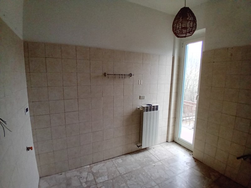 Appartamento in Affitto a Gavi, zona Alice, 300€, 65 m², con Box