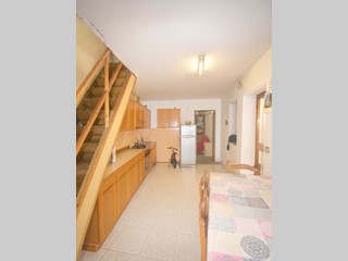 Casa Semi Indipendente in Vendita a Arzignano, 69'000€, 140 m²