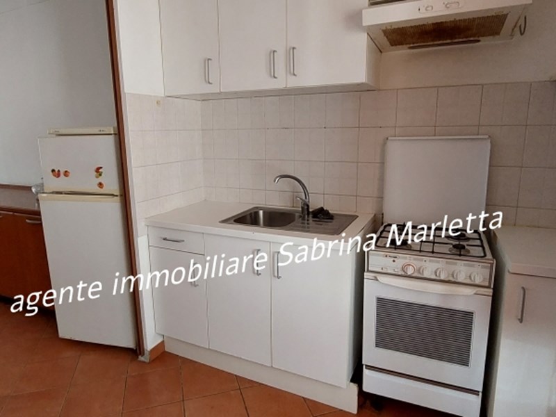 Trilocale in Vendita a Piossasco, zona centro, 60'000€, 60 m²