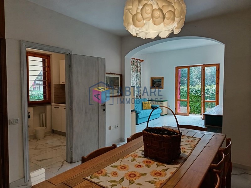 Trilocale in Vendita a Rosignano Marittimo, zona Castiglioncello, 250'000€, 89 m²