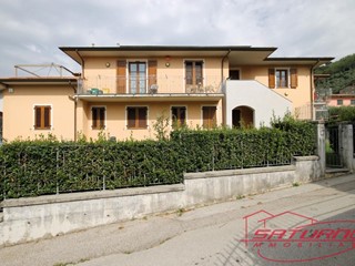 Quadrilocale in Vendita a Borgo a Mozzano, zona Domazzano, 209'000&euro;, 110 m², arredato
