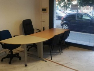 Immobile commerciale in Vendita a Carrara, zona Avenza, 50'000€, 25 m²