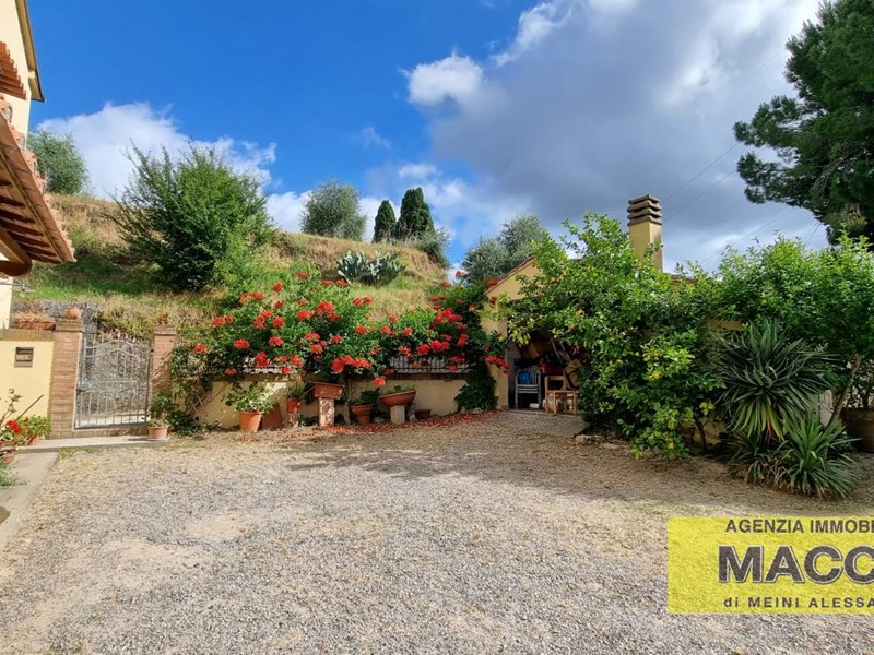 Casa Indipendente in Vendita a Casciana Terme Lari, 220'000€, 135 m², con Box