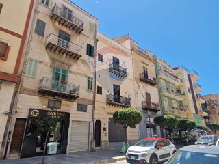 Trilocale in Vendita a Bagheria, 86'000€, 89 m²