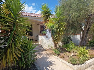 Villa in Vendita a Vieste, 249'000€, 155 m², con Box