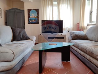 Quadrilocale in Vendita a Taormina, 270'000€, 88 m²