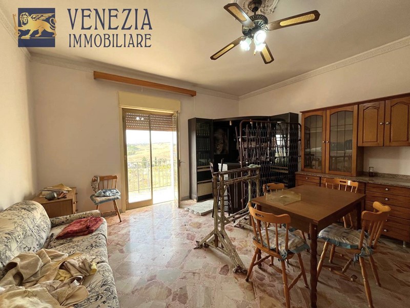 Trilocale in Vendita a Sciacca, 65'000€, 95 m²