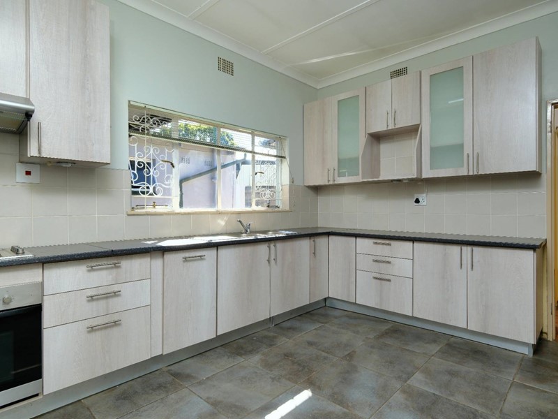 Villa in Vendita a San Lazzaro di Savena, 650'000€, 950 m²