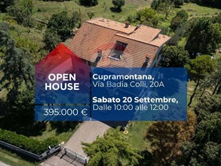 Casa Indipendente in Vendita a Cupramontana, 395'000€, 286 m²