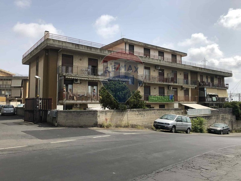 Trilocale in Vendita a Catania, 120'000&euro;, 90 m²