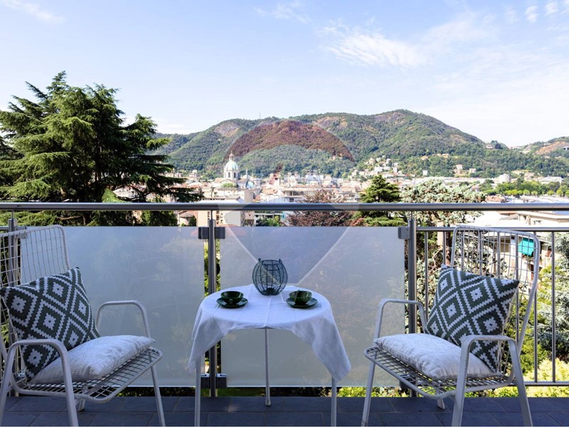 Quadrilocale in Vendita a Como, 740'000€, 167 m²