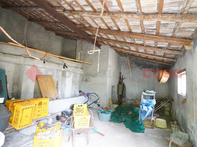 Casa Indipendente in Vendita a Cassino, 128'000€, 200 m²