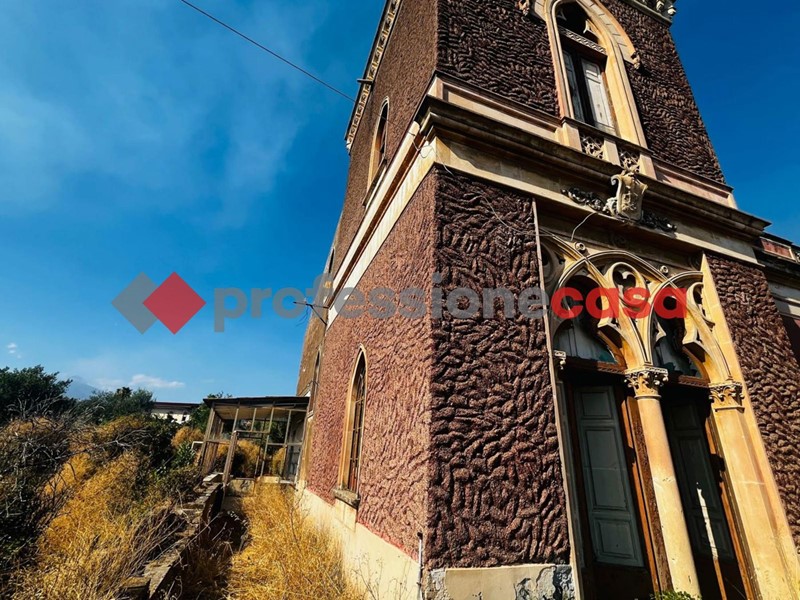 Villa in Vendita a Misterbianco, 350'000€, 250 m²