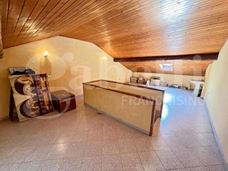 Casa Indipendente in Vendita a Bra, 150'000€, 120 m²