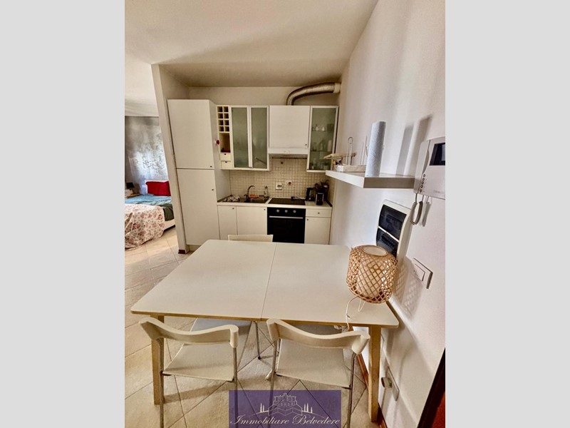 Monolocale in Affitto a Firenze, zona Novoli, 1'000€, 35 m², arredato