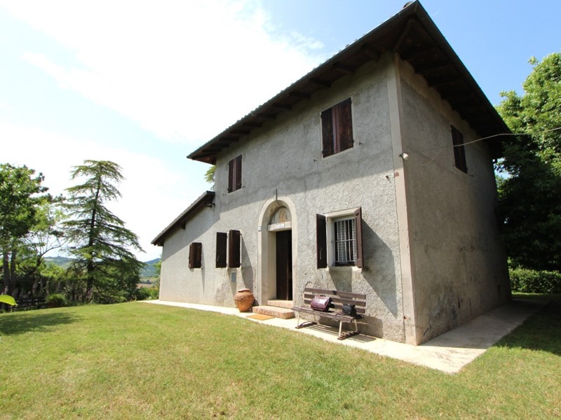 Casa Semi Indipendente in Vendita a Valsamoggia, 428'000€, 294 m², con Box