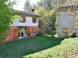 Trilocale in Vendita a Coreglia Antelminelli, 63'000€, 75 m²