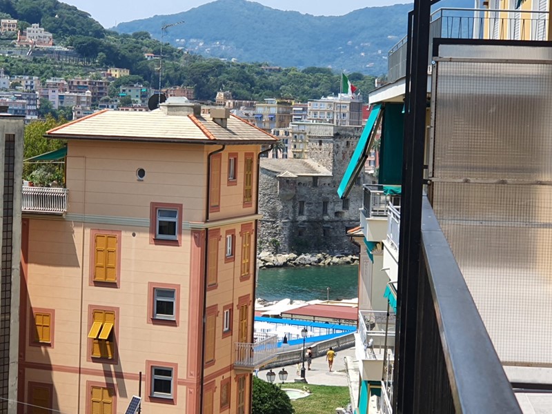 Trilocale in Vendita a Rapallo, 450'000€, 100 m², arredato