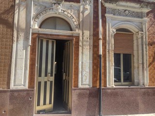 Casa Indipendente in Vendita a Canicattini Bagni, 59'000€, 122 m²