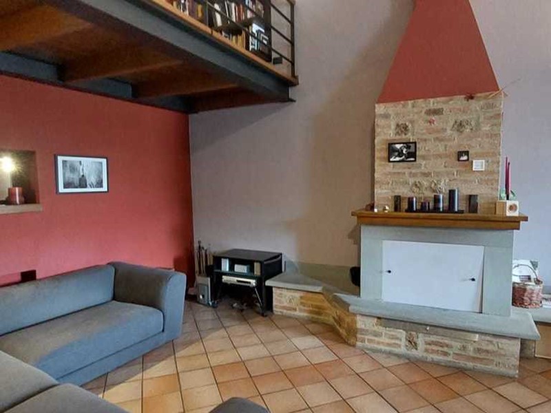 Appartamento in Vendita a Asciano, 137'000€, 90 m²