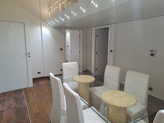 Bilocale in Affitto a Torino, zona Centro, 930€, 55 m², arredato