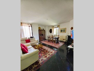 Trilocale in Vendita a Agrate Brianza, zona Agrate Brianza, 255'000€, 134 m²