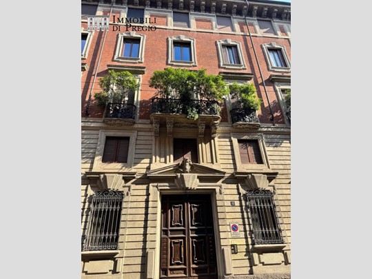 Quadrilocale in Vendita a Milano, 1'970'000€, 158 m²