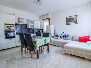 Casa Indipendente in Vendita a Pisa, zona Riglione Oratoio, 350'000€, 160 m²