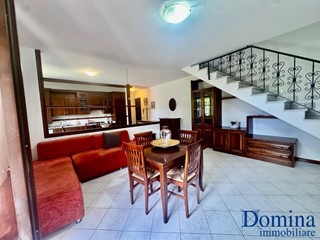 Villetta a schiera in Vendita a Massa, zona Marina di Massa, 350'000&euro;, 120 m², arredato