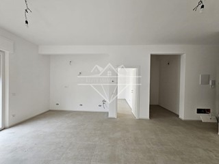 Quadrilocale in Vendita a Luni, 230'000€, 90 m²