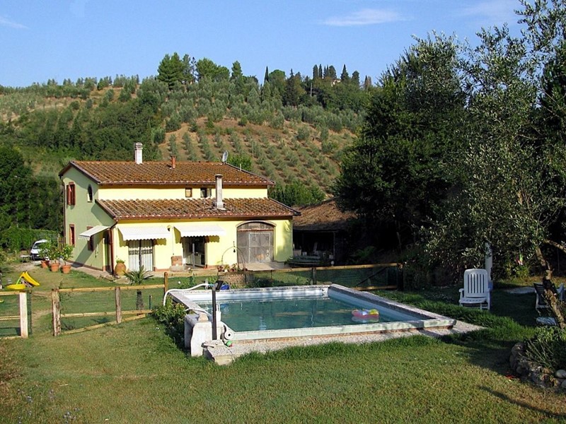 Casale in Vendita a San Miniato, 370'000€, 200 m²