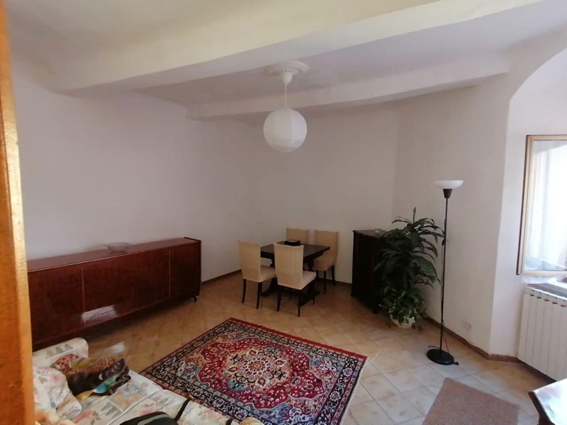 Trilocale in Vendita a Carrara, 85'000€, 45 m², arredato