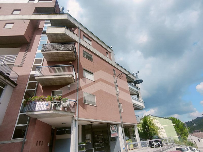 Trilocale in Vendita a Mirabello Sannitico, 49'000€, 71 m²