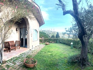 Villa in Vendita a Casanova Lerrone, 260'000€, 110 m²