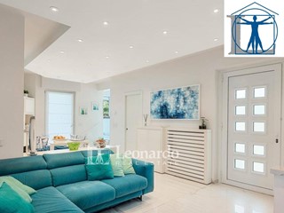 Villetta a schiera in Vendita a Montignoso, 1'500'000€, 180 m²