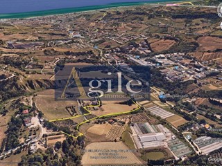 Terreno agricolo in Vendita a San Benedetto del Tronto, 150'000€, 40000 m²