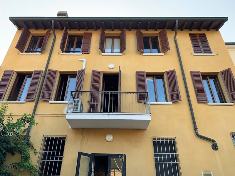 Casa Indipendente in Vendita a Mantova, 650'000&euro;, 426 m²