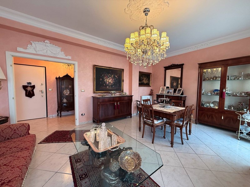 Appartamento in Vendita a Siracusa, 165'000&euro;, 140 m²