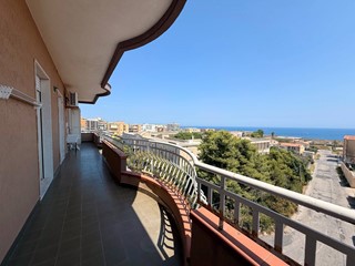 Appartamento in Vendita a Siracusa, 165'000&euro;, 140 m²