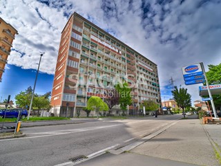 Ufficio in Vendita a Cologno Monzese, 150'000€, 106 m²